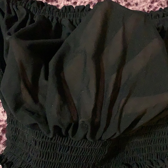 Black sheer off the shoulder crop top - Picture 3 of 4